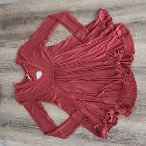 Free People Birdie Henley Top in Cowboy Flowy Tunic Top Brick Red Small